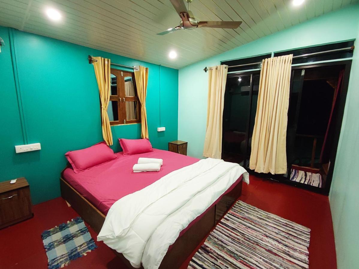 Casa Fiesta Sea Front Beach Huts Patnem Beach Extérieur photo
