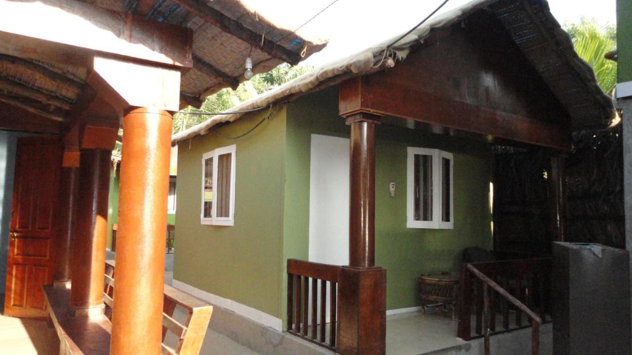Casa Fiesta Sea Front Beach Huts Patnem Beach Extérieur photo