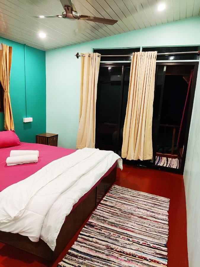 Casa Fiesta Sea Front Beach Huts Patnem Beach Extérieur photo