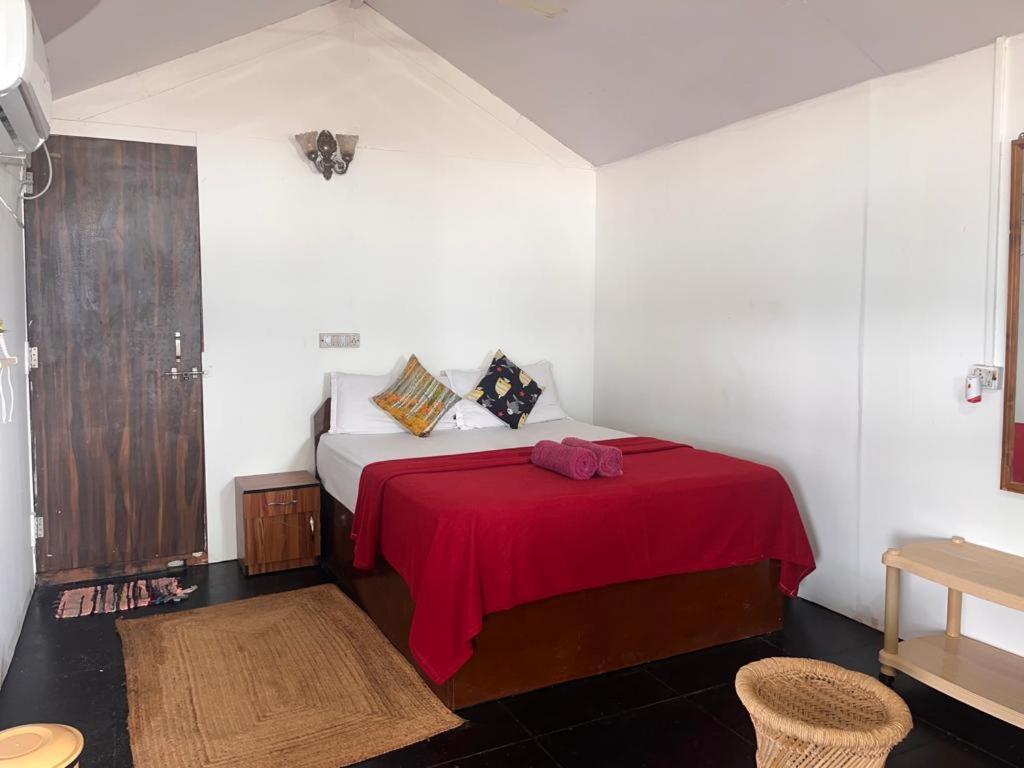 Casa Fiesta Sea Front Beach Huts Patnem Beach Extérieur photo